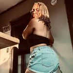 Danielle Danni Edmond - @lightskin.pyt - Instagram