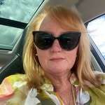 Danielle Elder - @danielleelder1968 - Instagram