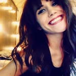 Danielle Elder - @bangslarue - Instagram