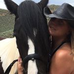 Danielle Emerick - @halfassranchid - Instagram