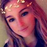 Danielle Ernst - @mistyyydaze - Instagram