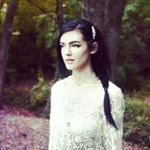 Danielle Gillette - @yelladollydesigns - Instagram