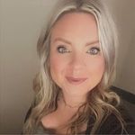 Danielle Gillis - @daniellegillis42 - Instagram