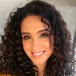 Danielle Gilman - @mama_g_reads - Instagram