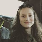 Danielle Goss - @danielle.goss.184 - Instagram