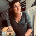 Danielle Grenier - @bella_in_boots - Instagram