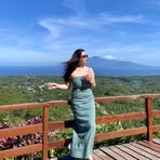 Danielle Hallasgo - Facebook