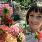 Danielle Hult - Facebook