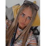 Danielle Healey - @dee.healey97 - Instagram