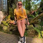 Danielle Helm - @helm_danielle20 - Instagram