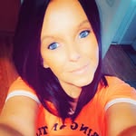 Danielle Helmick - @danielle.helmick.9022 - Instagram