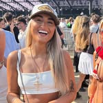 Dan - @daniellehester_ - Instagram