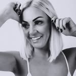 Danielle Hine - @daniellehine910 - Instagram