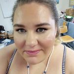 Danielle Hix - @hix1197 - Instagram