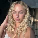 Danielle Howell - @daniellehowelll - Instagram