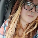 Danielle Hofer - @usernamesarefuckingstupid - Instagram