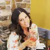 Dani - @daniellebernholtz - TikTok