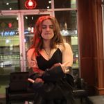 Danielle Hood - @hoodoochie - Instagram