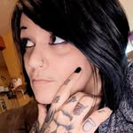 Danielle Jalbert - @savethebeeez86 - Instagram
