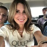 Danielle Engar Jenson - @petals_and_stems_djenson - Instagram