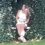 Danielle Kinney - @daniellekinneymusic - Instagram
