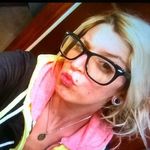 Danielle Koerner - @cosmeticjunkie426 - Instagram