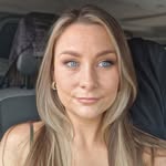 Danielle Layden - @daniwellybelly - Instagram