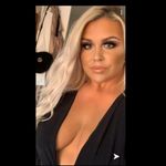 Danielle Lennox - @danielle.lennox.31 - Instagram
