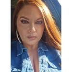 Danielle Lockhart - @dlockh85 - Instagram