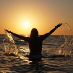 Danielle Longo | Faith & Wellness - @evolved_faith_life - Instagram