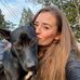 Danielle Lowe - Facebook