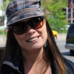 Danielle Martello Maloney - @dalai_mama_dee - Instagram