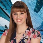 Danielle Mazzarella - @danielle.mazzarella.realtor - Instagram