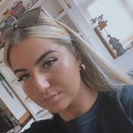 Danielle McCullough - @fragrancebydannix - Instagram