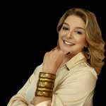 Danielle Alvares  - Real State agent /Mercado Imobiliário - @corretoradaniellealvarez - Instagram