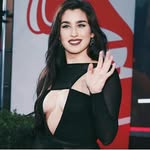 Danielle Mercier - @lolo.juregui - Instagram