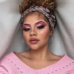 DANIELLE MEYER - @cosmoholi.c - Instagram
