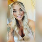 Danielle Moffat - @moffatdanielle - Instagram