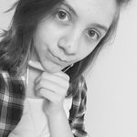 Danielle - @danielle.___.nadeau - Instagram