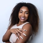 Danielle Novaes  Educadora - @danielle_.nailsdesigner - Instagram
