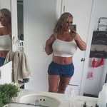 @daniellenathan17 - Instagram
