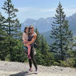 Danielle Nicholas - @traverse_to_motherhood - Instagram