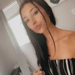 Danielle Nickschinski - @danielle_nickschinski - Instagram