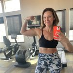 Danielle Oakes - @oakesrowsandbells - Instagram