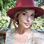 Danielle Pate - @dan_niche - Instagram