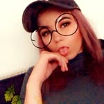 Danielle Paterson - @auntie_yellie - Instagram