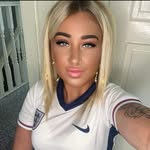 @danielle_peach80 - Instagram