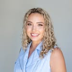 Danielle Klischuk - @daniellerealestatecayman - Instagram
