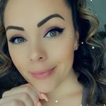 Danielle Redden - @dredden23 - Instagram