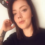 Danielle Reeves - @daniellereeves93 - Instagram